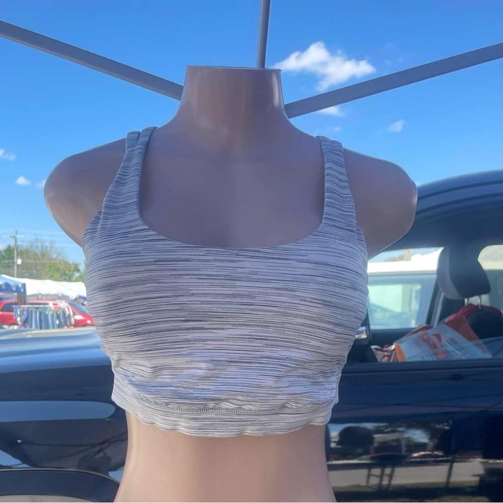 Lululemon athletica sports bra